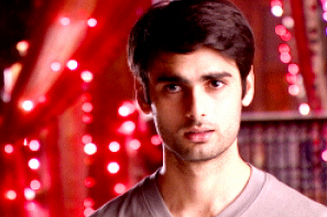 Danny to make tough choice between right and wrong