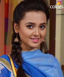 A Tale of Two Strangers:Three shots-1