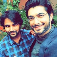 Did you liked 42 year old Rishi look and personality ?