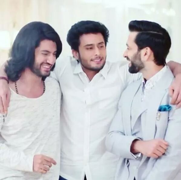 W.A.D. (War Against Drugs) – FIRST LOOK