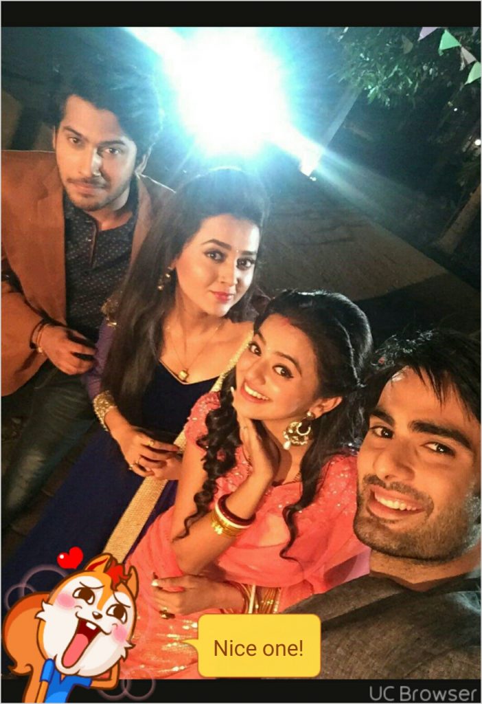 Roke na ruke naina (raglak/ragsan) One Shot