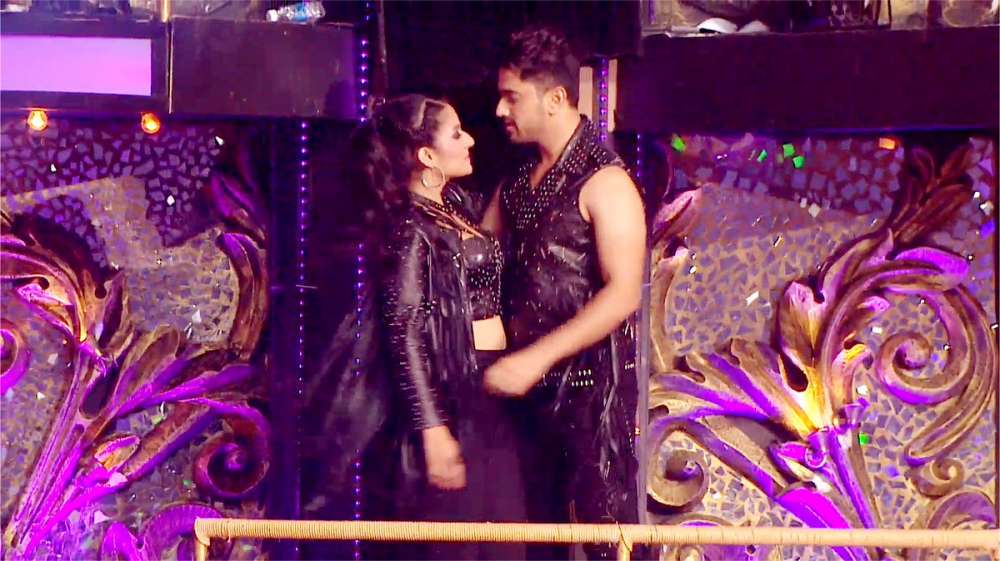 What’s your views on marriage of avneil in naamkaran?