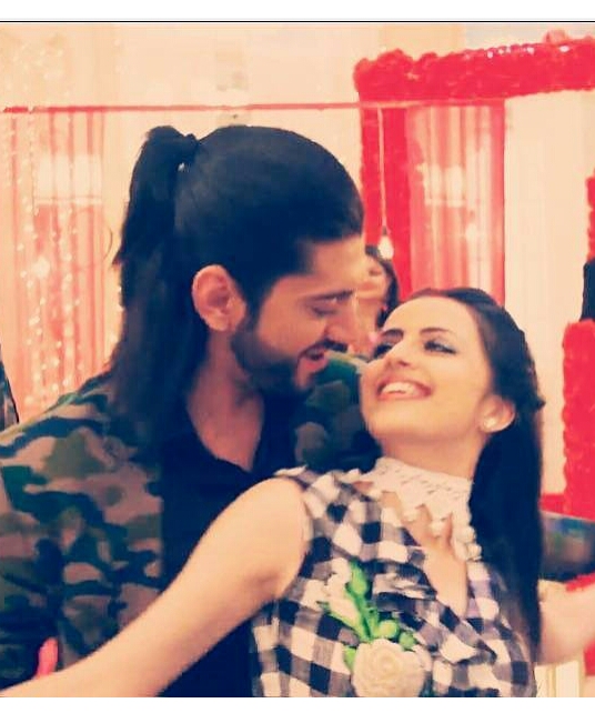 When she coloured my canvas – IB& DBO – Colour 17