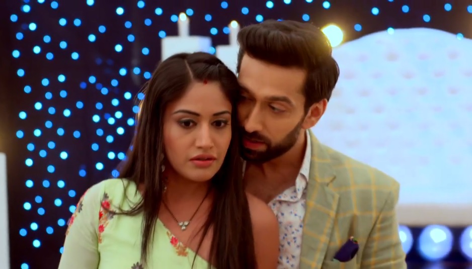 LOVE? HATE? Chapter 8