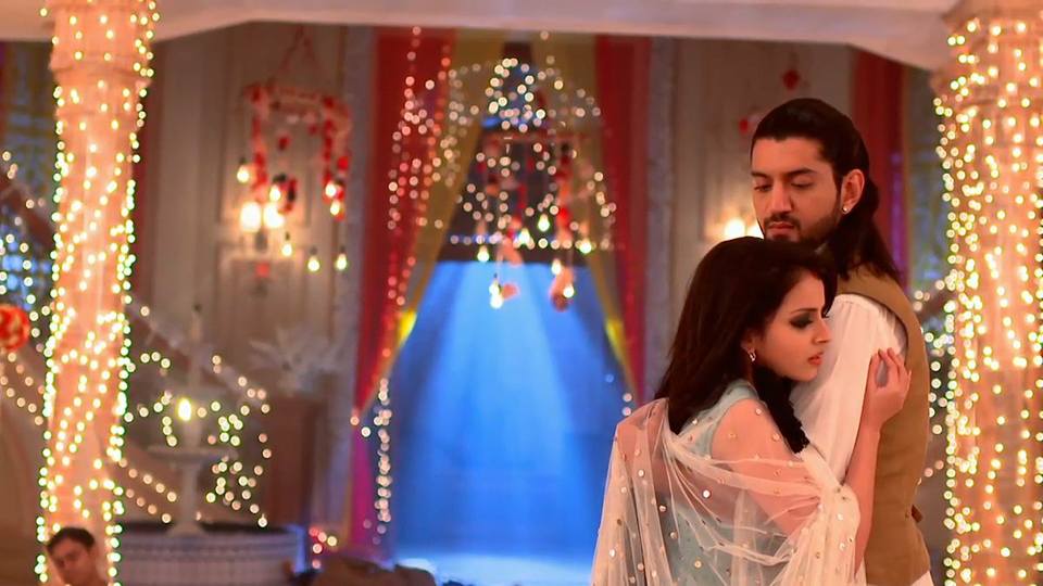 Looking at you makes me feel you (Part-1)