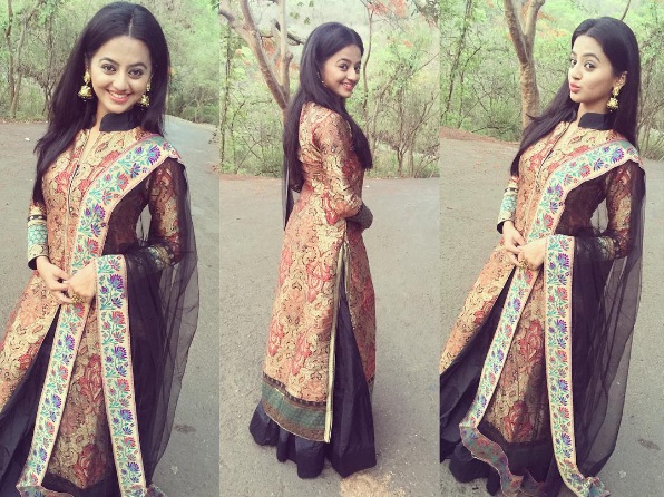 Share Your Problems With Your Parents (Swara’s Mistake) One Shot