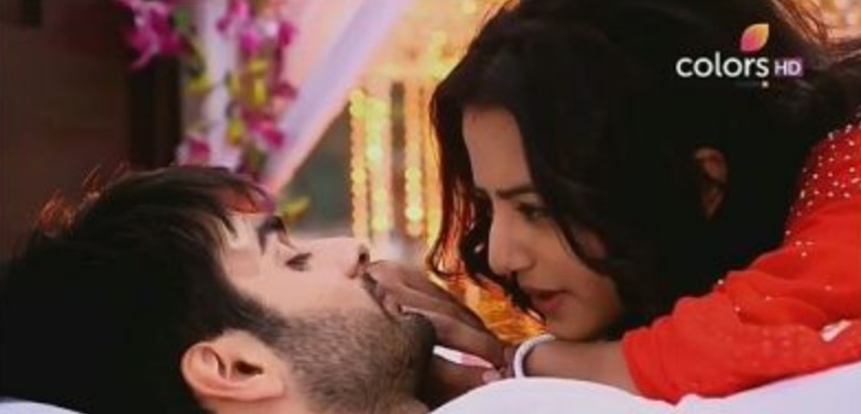 When She Confessed!!! (SwaSan One Shot) by Marsuu