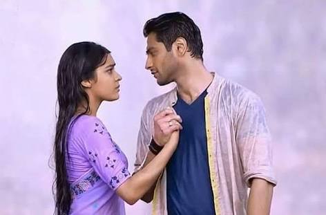 Ikrs: Itna Karo Na Mujhe Pyaar (Two Shots by Maha) Shot:1