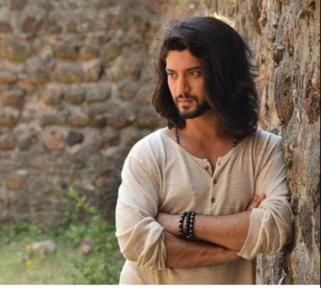 Dard e dil ki siffarish (IshKara, RuMya PriVeer) Part 10: New members!