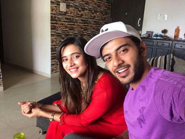 100 Percent Love… The soulmates/vitharv (JNDSD) – Prologue