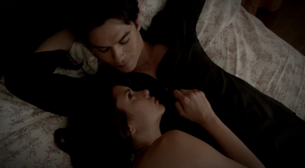 Ardeep horror ff: Atheet Ka Bhoot Returns (8~Sneaking In From The Balcony)