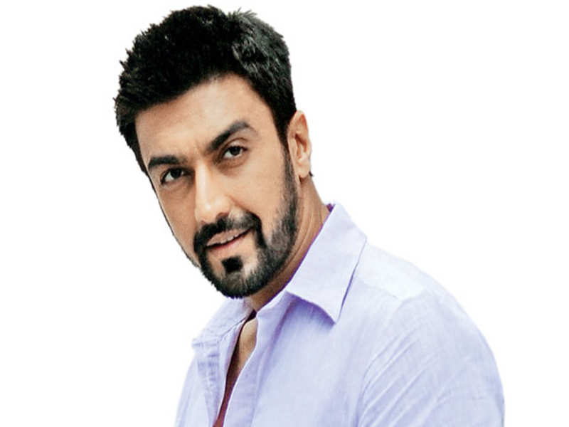 Beyhadh 2: Ashish Chowdhry’s salt and pepper look spiking our interest