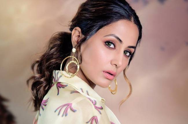 Lesser known facts about Birthday Girl Hina Khan - Telly Updates