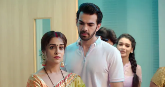 One more INTERESTING ENTRY in Kahaan Hum Kahaan Tum