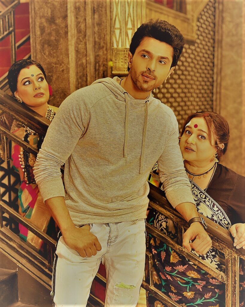 Actors KunalSingh, SupriyaShukla and GeetanjaliTikekar got emotional on the last day of Naagin4 Shoot