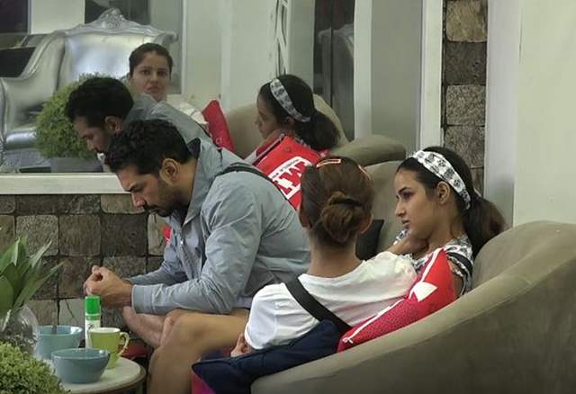 Rubina Dilaik, Abhinav Shukla and Jasmin Bhasin HURT with Housemates