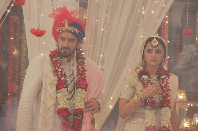Will the Wedding of Kabir and RIddhima really happen in Ishq Mein Marjawan 2?