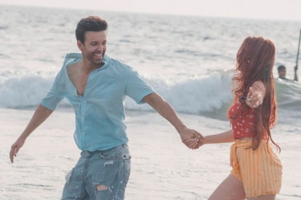 Aamir Ali reveals the mystery lady from his social media posts