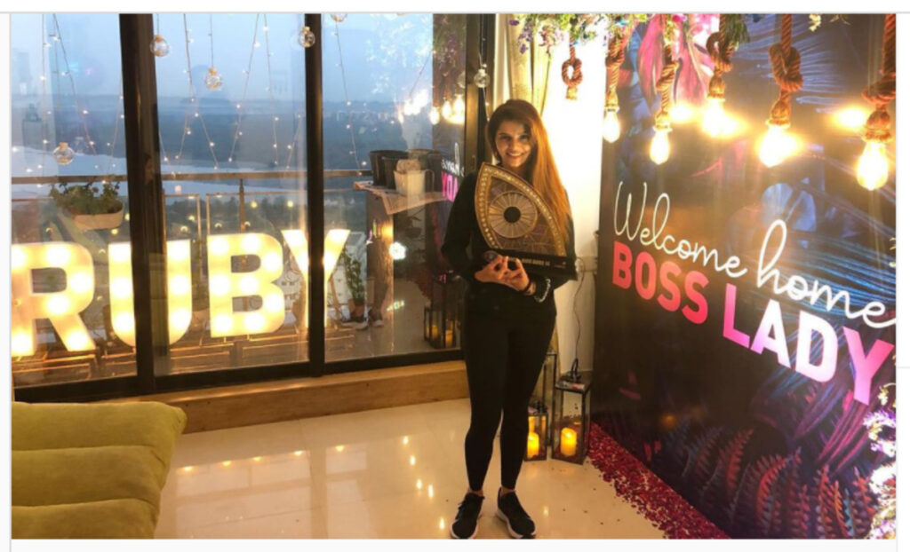 Abhinav Shukla welcomes home his ‘boss lady’ Rubina Dilaik Rubina Dilaik
