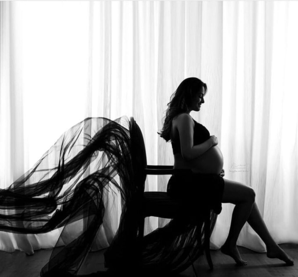 Anita Hassanandani’s latest maternity shoot will leave you awe-struck Anita Maternity Photo Shoot