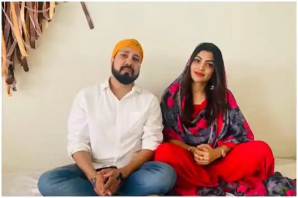 Akanksha Puri REACTS to engagement rumors with Mika Singh