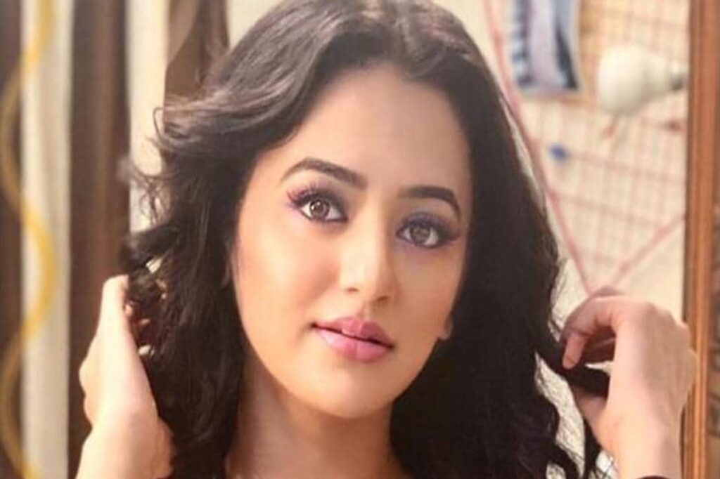 Ishq Mein Marjawan 2: Helly Shah recalls the shooting days; shares an interesting BTS videos