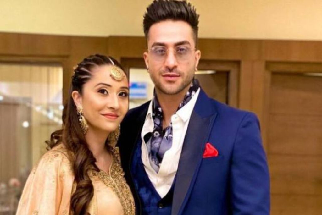 Aly Goni goes off Twitter after observing abusive and negative comments for his sister