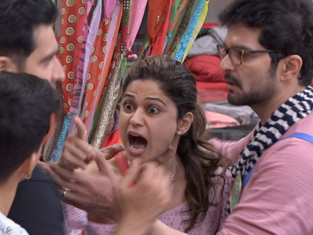 Bigg Boss OTT: Shamita Shetty slammed by Netizens yet again after the Sunday Ka Vaar episode