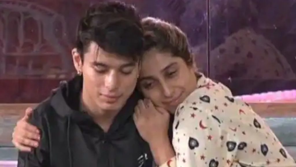 Bigg Boss OTT: Neha Bhasin confesses, “I would have dated Pratik if we met when I wasn’t married; Kha jati mai isko”