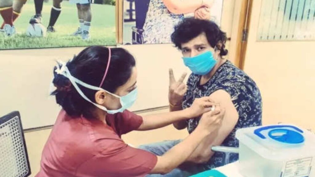 Anirudh Dave takes his first dose of vaccination post recovery from a long battle with Covid