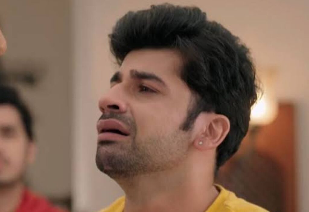 Aashish Mehrotra aka Paritosh talks about the reactions he has been receiving after he stopped Anupamaa from working with Anuj; says, “Fans have been abusing me”