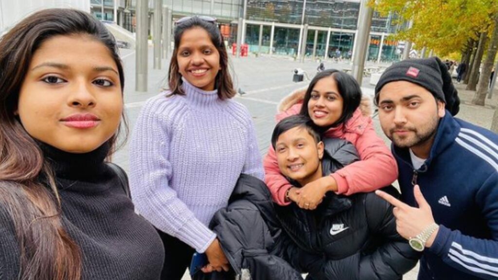 Indian Idol 12 fame Pawandeep Rajan, Arunita Kanjilal, Sayli Kamble and Md. Danish flies to London for their debut international tour