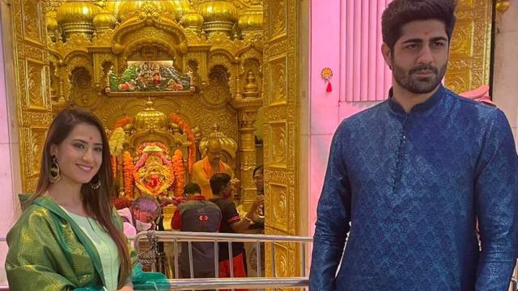 Aalisha Panwar and Rrahul Sudhir seeks blessings at the Siddhivinayak Temple before the release of ‘Ishqiyaat’