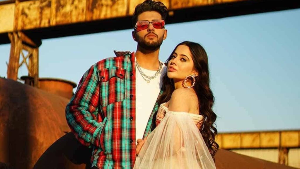 Urfi Javed reacts to the rumors of her relationship with the Indo-Canadian singer Kunwarr