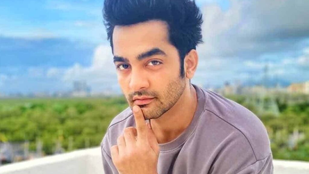 Gaurav Amlani’s Remarkable Journey: From Khanderao Holkar in ‘Punyashlok Ahilyabai’ to a College Student in Upcoming Web Series