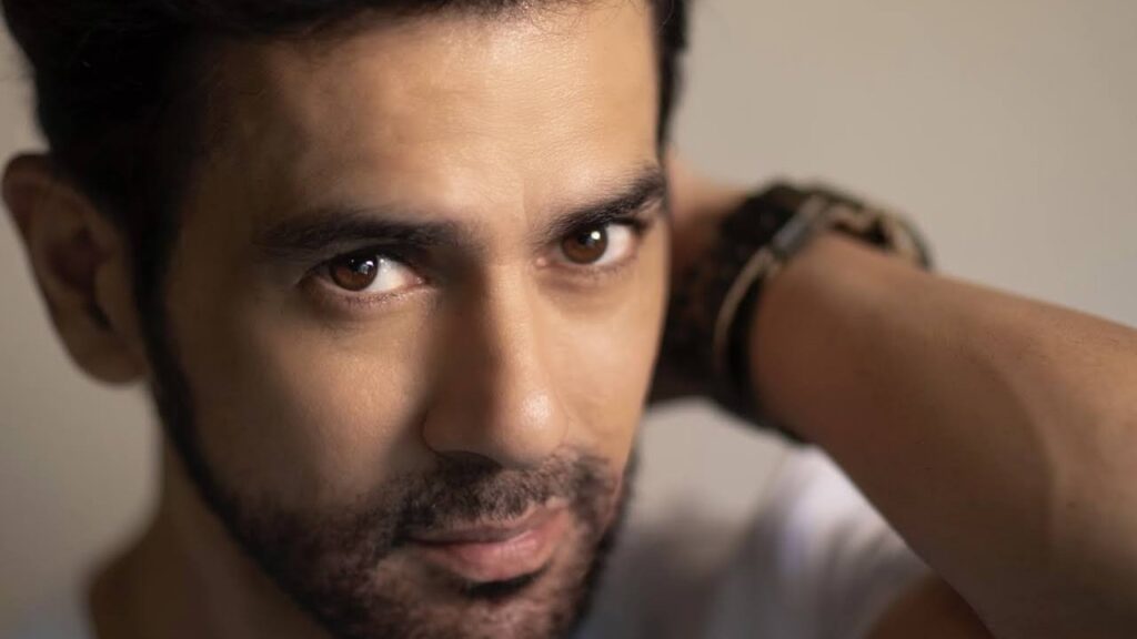 Amit Varma on essyaing a negative role in ‘Wagle Ki Duniya’