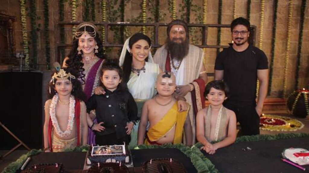 Team Baal Shiv celebrates completing 100 episodes