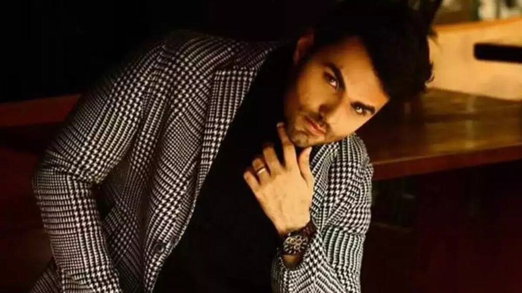 Pyar Ka Pehla Naam Radha Mohan fame Ranveer Singh Malik on bringing Ganpati home; says, “I am glad I could hire dhol-tasha”