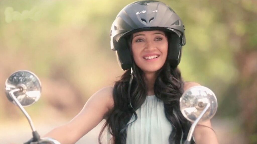 For the first time the audience will see me crying without glycerin; says Shivangi Joshi
