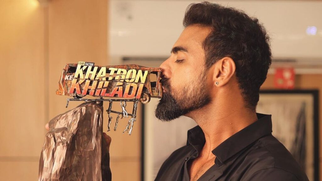 Choreographer Tushar Kalia lifts the trophy of Khatron Ke Khiladi 12