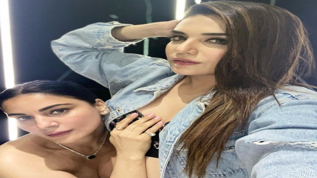 Shraddha Arya and Anjum Fakih set the internet on fire with their pics