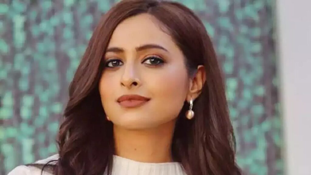 Karishma Sawant Bids a Tearful Adieu to Yeh Rishta Kya Kehlata Hai: Reflects on Life-Changing Journey