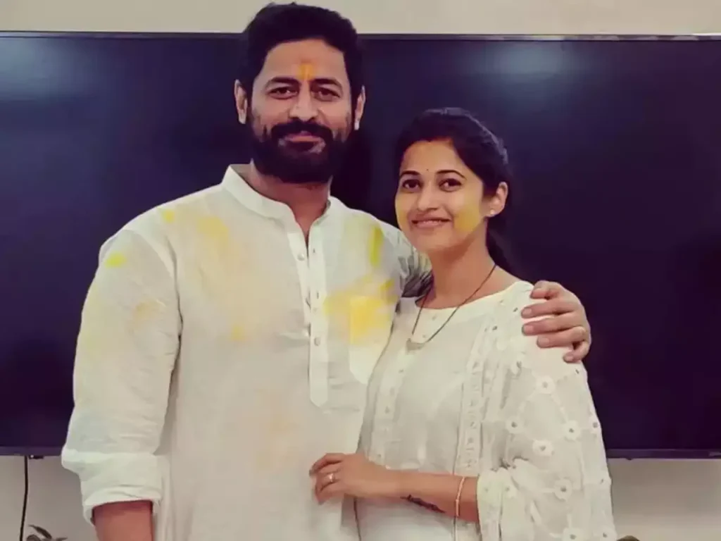 Mohit Raina and wife Aditi Sharma welcome a baby girl; shares the first pic of his daughter