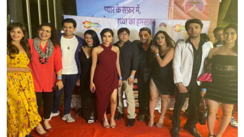 Kyunkii Tum Hi Ho completes 100 episodes; cast and crew of the show party hard in a lavish club