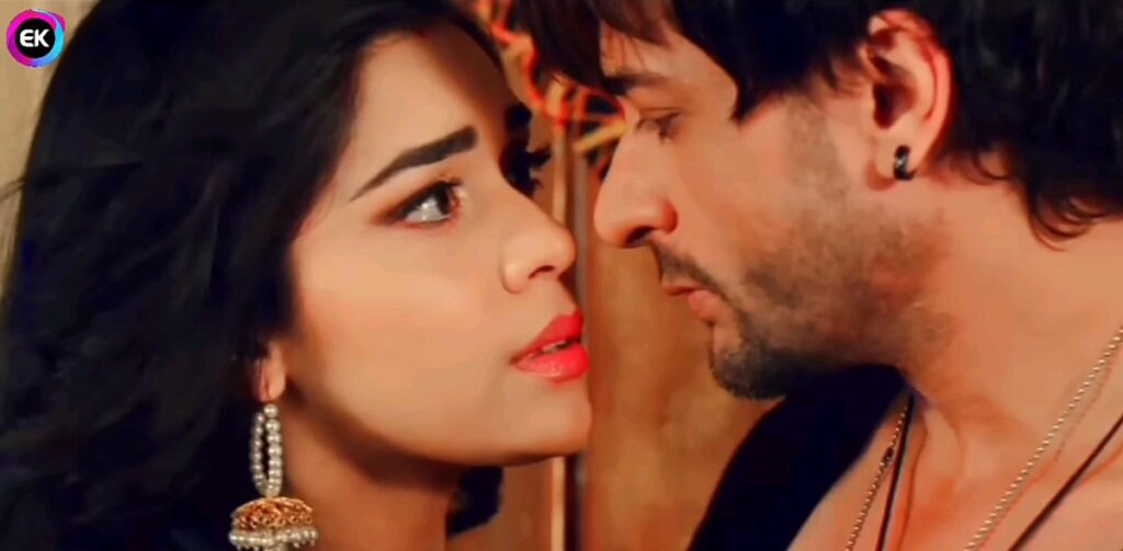 My girlfriend is an Alien… Shot 3 (4 shots)