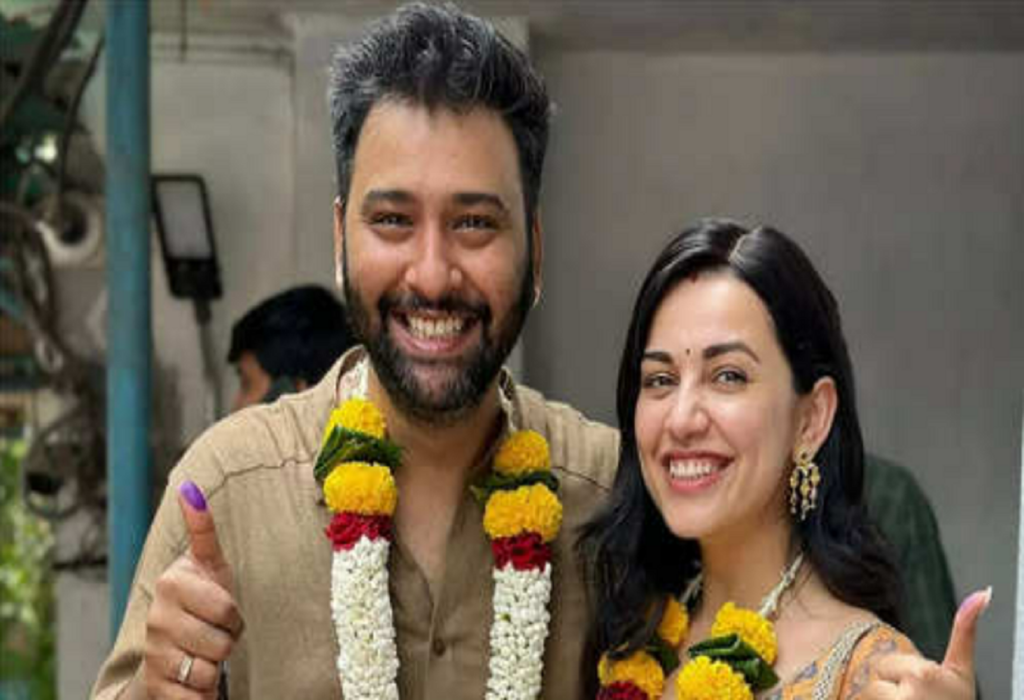 Esha Kansara and Siddharth Bhavsar celebrate their Registered Marriage