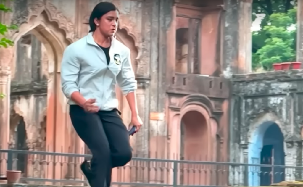 Sumbul Touqeer’s Adventure on the Sets of Kavya: ‘Ek Jazbaa, Ek Junoon’ – Battling Challenges and Building Bonds