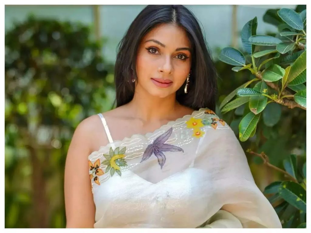 Tanishaa Mukherji’s Dazzling Comeback: Jhalak Dikhhla Jaa 11, Kajol’s Support, and Facing Trolls