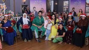 Heartwarming Christmas Celebrations: TV Stars Bring Joy to NGO SNEHA Supported Women