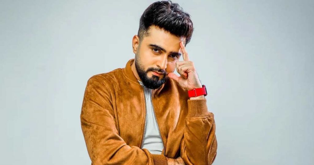 Adil Khan Durrani Stands Strong in Support of Munawar Faruqui on Bigg Boss 17: A Journey of Resilience and Dignity